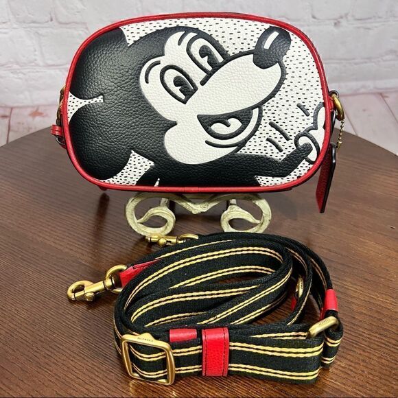 COACH Disney Mickey Mouse X Keith Haring Badge Camera Crossbody Collectors must - Picture 6 of 11